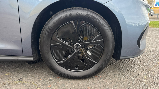 BYD Seal 6 1.5 DM-i Boost 4dr e-CVT Saloon - Image 27